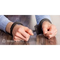 Khi căn cứ vào các tình tiết tăng nặng hoặc giảm nhẹ trách nhiệm hình sự để quyết định hình phạt cần lưu ý gì?