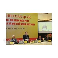 Xã hội dân sự và hiến pháp có mối quan hệ như thế nào ?