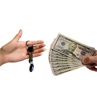 Phân biệt ký cược với ký quỹ và so sánh ký cược với đặt cọc
