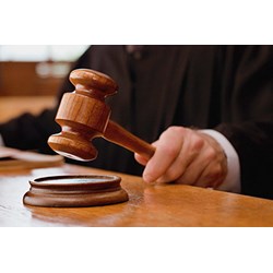 Lịch sử hình thành và phát triển của mô hình Tòa án tối cao và tòa án các cấp có chức năng bảo hiến?
