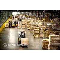 Những điều cần biết liên quan đến  kinh doanh tạm nhập, tái xuất hàng hóa ?