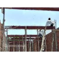 Thực tiễn áp dụng pháp luật về trách nhiệm bồi thường do nhà cửa, công trình xây dựng khác gây ra ?