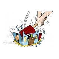 Tự ý đập nhà của người khác thì bị tội gì? bao nhiêu năm tù? có được án treo không?