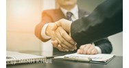 Phán quyết của trọng tài thương mại đối với tranh chấp trong hợp đồng bảo hiểm thanh toán tiền vay.