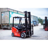 Xe nâng bên mạn (Sidelift truck) là gì ?