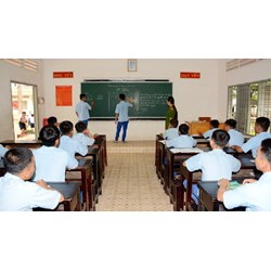 Tòa án có thể áp dụng biện pháp giáo dục tại trường giáo dưỡng đối với người dưới 18 tuổi phạm tội?