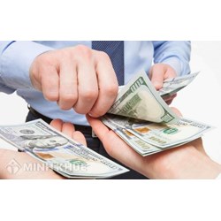 Bình luận quy định về trả lương thông qua người cai thầu, tạm ứng tiền lương