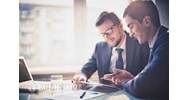 Sử dụng lao động nước ngoài làm việc cần lưu ý gì? Quy định về điều kiện người lao động nước ngoài làm việc tại Việt Nam