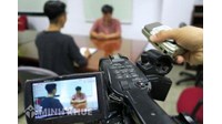 Việc hỏi cung bị can được thực hiện như thế nào?