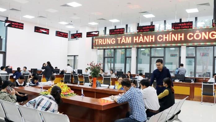 Vai trò của quyết định hành chính được thể hiện như thế nào?