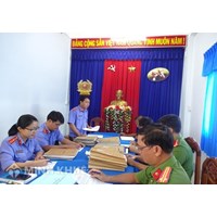 Quy định việc tiếp nhận chứng cứ, tài liệu, đồ vật liên quan đến vụ án?