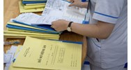 Quy định về nhận hồ sơ vụ án, bản cáo trạng và thụ lý vụ án từ Viện kiểm sát qua Tòa án trong tố tụng hình sự