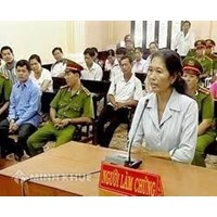 Quy định về người tham gia tố tụng hình sự với tư cách là bảo vệ quyền và lợi ích của mình