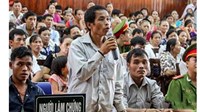 Hỏi người làm chứng tại phiên tòa trong vụ án hình sự được tiến hành như thế nào?