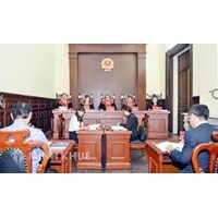 Giám đốc thẩm và người tiến hành tố tụng trong giai đoạn giám đốc thẩm vụ án hình sự ?