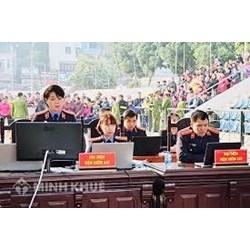 Phát hiện bản án hoặc quyết định đã có hiệu lực pháp luật cần xét lại theo thủ tục giám đốc thẩm và kháng nghị bản án , quyết định giám đốc thẩm 