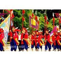 Bảo đảm các quyền kinh tế, xã hội và văn hóa ở Việt Nam