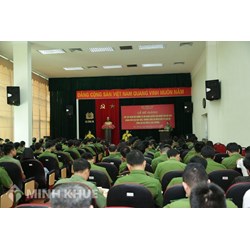 Phương pháp giáo dục quyền con người cho cán bộ, công chức