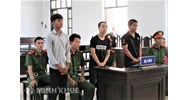 Việc tham gia tố tụng người dưới 18 tuổi của người đại diện, nhà trường, tổ chức được quy định như thế nào?