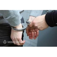 Việc xét xử Xét xử được thực hiện như thế nào trong thủ tục tố tụng đới với người dưới 18 tuổi 