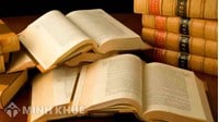 Hạn chế trong chính sách xây dựng pháp luật và những giải pháp khắc phục các sai lầm trong xây dựng pháp luật