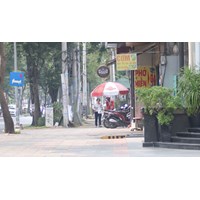 Ưu điểm và hạn chế của hoạt động phân cấp quản lý, sử dụng vỉa hè trên địa bàn thành phố Hà nội 