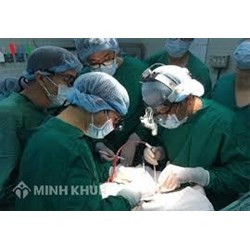 Bồi thường thiệt hại và giải quyết tranh chấp trong hợp đồng dịch vụ khám, chữa bệnh theo pháp luật Việt Nam