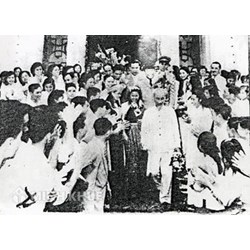 Quan hệ giữa giai cấp với dân tộc trong lịch sử và quan hệ giai cấp với dân tộc và nhân loại trong thời đại ngày nay