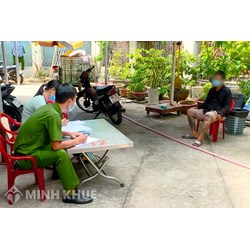Quy định pháp luật về xử lý hành vi chống đối người thi hành công vụ tại các chốt kiểm dịch phòng chống Covid 19 ?