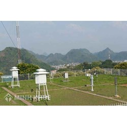 Trong hành lang kỹ thuật công trình khí tượng thủy văn có được xây dựng nhà ở không?