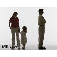 Ly hôn vắng mặt cả 2 bên (vợ và chồng) tòa án có xử lý không?