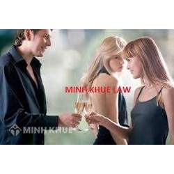 Có thai với người khác sau khi chồng chết có vi phạm luật ?