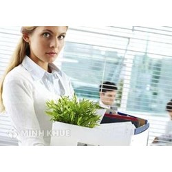 Nghỉ sinh trong thời gian tập sự có bị mất việc ?
