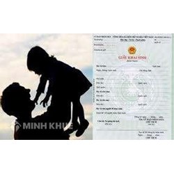 Có được đứng tên cha của con sinh ra khi chưa kết hôn ? Con có được mang họ cha khi chưa kết hôn ?