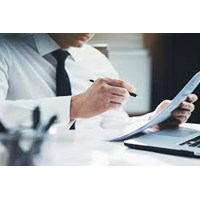 Ủy quyền cho luật sư khởi kiện thực hiện như thế nào?