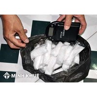 Vận chuyển ma túy đá qua biên giới bị phạt tù như thế nào? Tội tàng trữ chất ma túy?