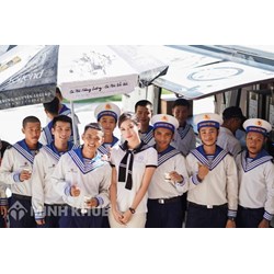 Điều kiện để về nghỉ phép khi nhập ngũ ? Điều kiện nhập ngũ và phục vụ lâu dài trong quân đội ?