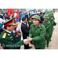 Quy định mới nhất về chính sách tình nguyện xin đi nghĩa vụ và độ tuổi nhập ngũ ?