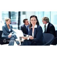 Giám đốc doanh nghiệp nước ngoài có cần sống ở Việt Nam không ?