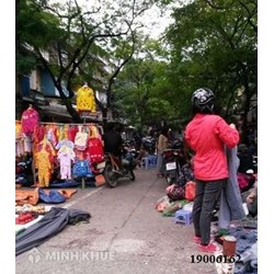 Phải làm gì khi hàng xóm mượn sân chung để kinh doanh đồ ăn sáng, gây ồn ào, bần thỉu ?
