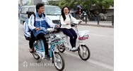 Thay đổi đèn xe có vi phạm luật giao thông hay không?