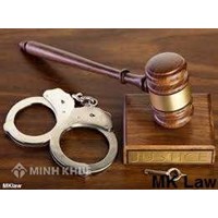 Đơn khởi kiện về quyền xâm phạm đời tư ?