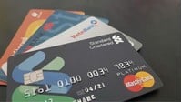 Cho mượn tài khoản để nhận tiền lừa đảo có phạm tội ? Dấu hiệu lừa đảo ? 