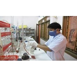 Độ tuổi nghỉ hưu của bác sĩ và chế phụ cấp độc hại?