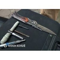 Mang dao phòng thân có được pháp luật cho phép không ? Dùng dao đâm người khác phạm tội gì ?