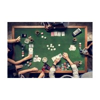 Người ngồi xem đánh bạc có thể bị truy cứu trách nhiệm hình sự không ?