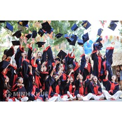 Du học sinh tự túc và Du học sinh học bổng khác là gì ?
