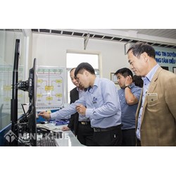 Quản lý và sử dụng trang phục trong ngành hải quan