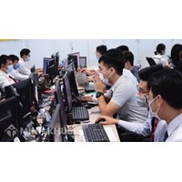 Phân tích quyền và nghĩa vụ của sở giao dịch chứng khoán Việt Nam