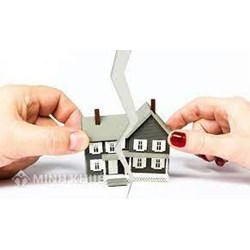 Vợ chỉ ở nhà nội trợ thì khi ly hôn có được chia tài sản không?